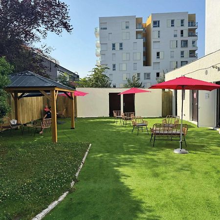 Hotel Ibis Styles Paris Saint Denis La Plaine Esterno foto